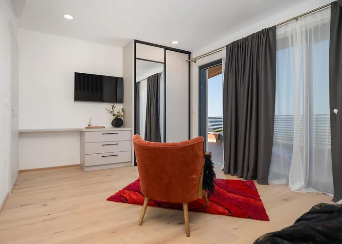 Marko Forever 别墅 马卡尔斯卡